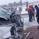 hafif ticari arac park halindeki kamyona carpti 2 oldu e0c5f0f1937b