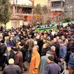 hasarli kaza sonrasi yol kenarinda beklerken otobusun carptigi kisi topraga verildi a00547eb85e7