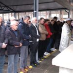 hoparlor kullanmadan cenaze namazina cagirip gelenegi devam ettiriyor 2593b5d81fb2