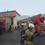 Arnavutköy'deki Plastik Fabrikasında Çıkan Yangın Kontrol Altına Alındı 3 istanbul arnavutkoyde plastik fabrikasinda cikan yangin sonduruldu 915e4ed370f7