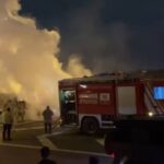 Esenyurt TEM Otoyolu'nda Lastik Yüklü Minibüste Yangın Çıktı, Araç Kül Oldu 4 istanbul esenyurt tem otoyolunda minibus alev alev yandi 93b4a4901f06