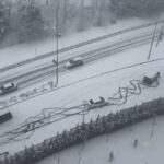 istanbul eyupsultanda kar yagisi araclar yolda kaldi e7f86305af04