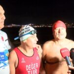 istanbul fatihte 2026ya buz gibi suda yuzerek girdiler 86ab59cbe1b4