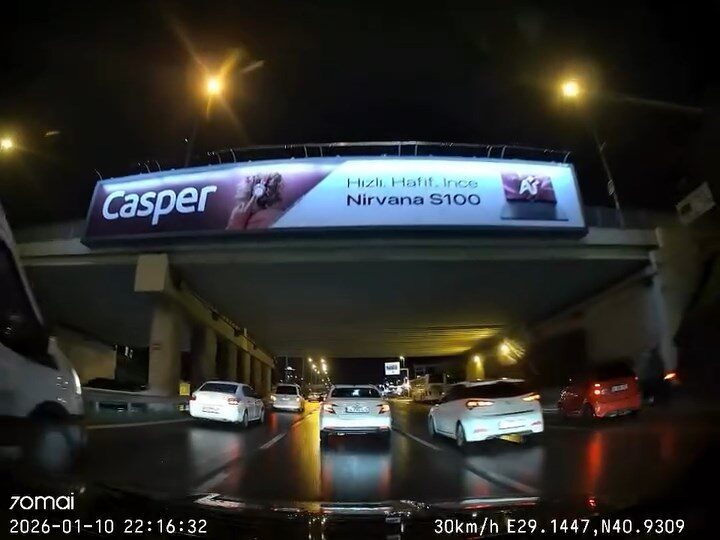 Yol verme tartışması kaza ile sonuçlandı, motosiklet sürücüsü yaralandı!