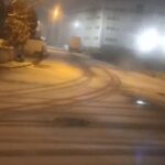 Silivri’de Kar Yağışı Etkisini Gösterdi, Yollar Beyaza Büründü 1 istanbul silivride kar yagisi etkili oluyor 34ddcec52cd4