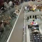 istanbul sislide avmde 2nci kattan dusen sezer hayatini kaybetti e50c8e6669d0