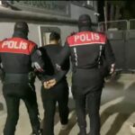 izmirde 21 yil 8 ay hapis cezasi ile aranan firari hukumlu yakalandi 11ef1b6a840d