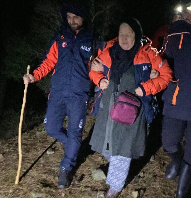 Karabağlar’da kaybolan 67 yaşındaki Safiye Aktürüm ormanlık alanda bulundu