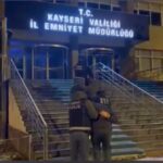 kayseride otomobilin koltuk basligina gozlenmis uyusturucu ele gecirildi 4 gozalti 6f483464fa7d