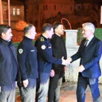 kirikkale valisi makas yilbasinda gorevli personeli ve yilin son bebegini ziyaret etti 6957d8efca69