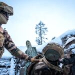 macron fransiz askerleri gronlandda duzenlenen tatbikatlara katilacak ee264f3f7ca6