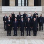 Malezya Başbakanı Enver İbrahim, Anıtkabir'i Ziyaret Etti 3 malezya basbakani ibrahim anitkabiri ziyaret etti 88949f59bea2