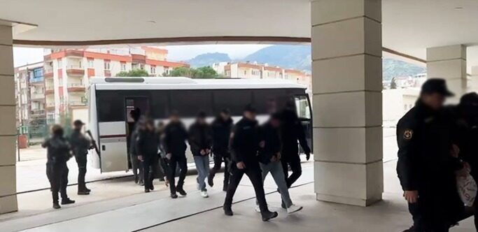 Manisa’da DEAŞ Operasyonu: 7 Şüpheliden 4’ü Tutuklandı