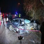 İnegöl'de otomobilin ağaca çarpması sonucu iki genç hayatını kaybetti, sürücü alkollü çıktı. 3 sena ile silanin oldugu kazada surucu 144 promil alkollu cikti 1a7eb5391fda