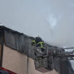 sivasta 2 katli evin catisinda yangin d180bbf35266