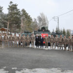 Sivas'tan Suriye'ye Uğurlanan Polis Özel Harekat Timleri İçin Dualar Edildi 3 sivasta poh timleri suriyeye ugurlandi 4fe3316343f6