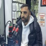 tartistigi musterisi ve arkadaslari tarafindan darbedildi o anlar kamerada 7620b46a2615