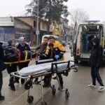 İnegöl'de Motosikletin Devrilmesiyle Yaşanan Kazada Yaralanan Sürücü Hastaneye Kaldırıldı 5 yola firlayan cocuga carpmamak icin ani manevra yapti motosikletten dusup yaralandi 707bef0af2f2