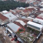 20 yildir is yerinin catisinda duran otomobili akan catiyi tamir etmek isteyince gordu 9a5f0b6c135b