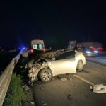 adanada otomobilin carptigi traktor ikiye ayrildi 1i agir 6 yarali d273eb9a73a5