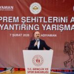 Adıyaman’da sporcular madalyaları depremde ölenlerin adına aldılar 2 adiyamanda sporcular madalyalari depremde olenlerin adina aldilar be995de4d24c