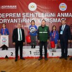 Adıyaman’da sporcular madalyaları depremde ölenlerin adına aldılar 5 adiyamanda sporcular madalyalari depremde olenlerin adina aldilar e9285361b47c