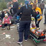 antalyada yolcu otobusu devrildi 8 olu 26 yarali 0db35864b640