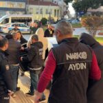 Aydın’da uyuşturucu operasyonuna 3 tutuklama 2 aydinda uyusturucu operasyonuna 3 tutuklama 071b0d10ec72