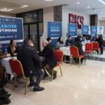 bagcilarda is arayanlar ile is verenler kariyer bulusmalarinda bir araya geldi c0c505f22f82