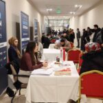 bagcilarda is arayanlar ile is verenler kariyer bulusmalarinda bir araya geldi c9acad53ba9f