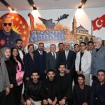 Bakan Bak: Birileri gibi deprem turisti değiliz 4 bakan bak birileri gibi deprem turisti degiliz b64356f0e7b7