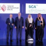 bakan bolat suudi arabistan yatirim bakani al falih ile bir araya geldi a8dde70dc7b5