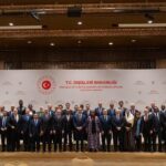 bakan fidan buyukelcilerle iftar yemeginde bir araya geldi b00318f5804d