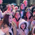 bakan goktas cocuklarla birlikte ilahiye eslik etti 86dfccccde2f
