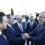 bakan isikhan kadinlarda issizlik orani 13 yilin en dusuk seviyesinde de7d3d1c4d3a