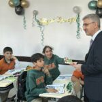 bakan yardimcisi yilmaz canakkalede ogrenciler ile bulustu 986ac3a69e3b