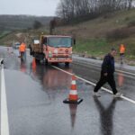 balikesirde asfalt yol saganak sonrasi coktu 6ff14a7b420b
