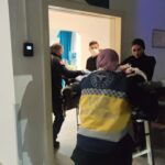 birlikte yasadigi kadinla tartisirken cama yumruk atinca yaralandi 7921d119e482