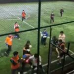 Boksörler halı sahada hem antrenman yaptı hem de futbol oynadı 1 boksorler hali sahada hem antrenman yapti hem de futbol oynadi a06392fc1ae9