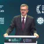 Burhanettin Duran: Türkiye olarak Suriyeli kardeşlerimizin haklı mücadelesinin yanında olacağız 1 burhanettin duran turkiye olarak suriyeli kardeslerimizin hakli mucadelesinin yaninda olacagiz 687610bd31a4