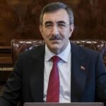 Cevdet Yılmaz, 'Bir Ramazan Akşamı'nın konuğu oldu 1 cevdet yilmaz bir ramazan aksaminin konugu oldu 858e07769b62