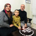 depremde esi ve 4 cocugunu kaybeden baba onlar kurtuldu ben oldum 83e0d9c89072