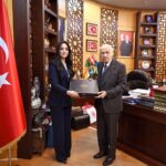 eserlerle devlet bahceli kitabi kamuoyuna sunuldu 727b668cfdfd