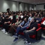 girisimci zulal tannur demiroren medya ve teknoloji mtal ogrencileriyle bir araya geldi 6c586fef846a