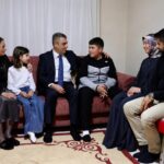 hatayda 72 saat sonra enkazdan cikan hazalin kabeyi gorme hayali gercek oluyor 7d0ec93f0f6c