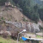 Hatay'da şiddetli sağanak sele neden oldu; araçlarında mahsur kalanlar iş makineleriyle kurtarıldı 7 hatayda siddetli saganak sele neden oldu araclarinda mahsur kalanlar is makineleriyle kurtarildi 806d7ba860a1