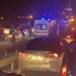 istanbul bakirkoyde otomobil bariyerlere carpti 2 yarali 3d9c7d86dab7