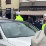 İstanbul - Bebek’te trafiği kapatıp aracında dans eden kadın gözaltına alındı; kaçarken yakalandı 1 istanbul bebekte trafigi kapatip aracinda dans eden kadin gozaltina alindi kacarken yakalandi 8d6f2dacb612