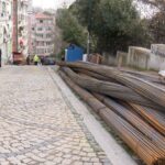 istanbul besiktasta yokustan kayan tir binanin duvarina carparak durabildi bb1afb595b4a