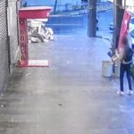 istanbul beylikduzunde is yerinin onundeki turk bayragi indirildi polis kameradaki supheliyi ariyor 9348171e1856